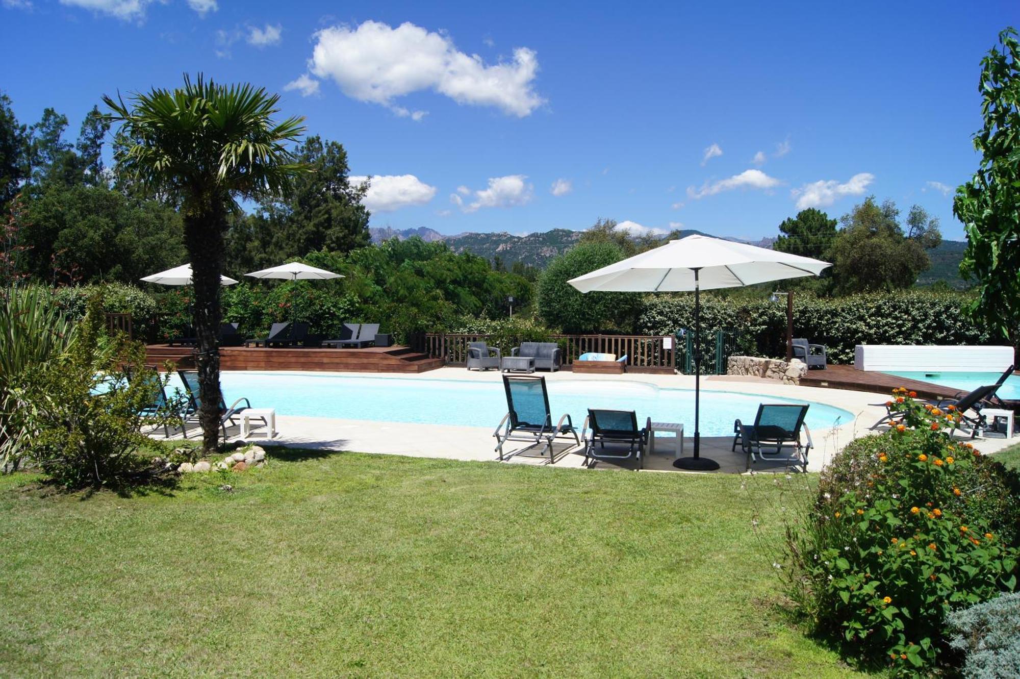 Residence Les Jardins De Sainte-Lucie "Piscine Chauffee" Buitenkant foto